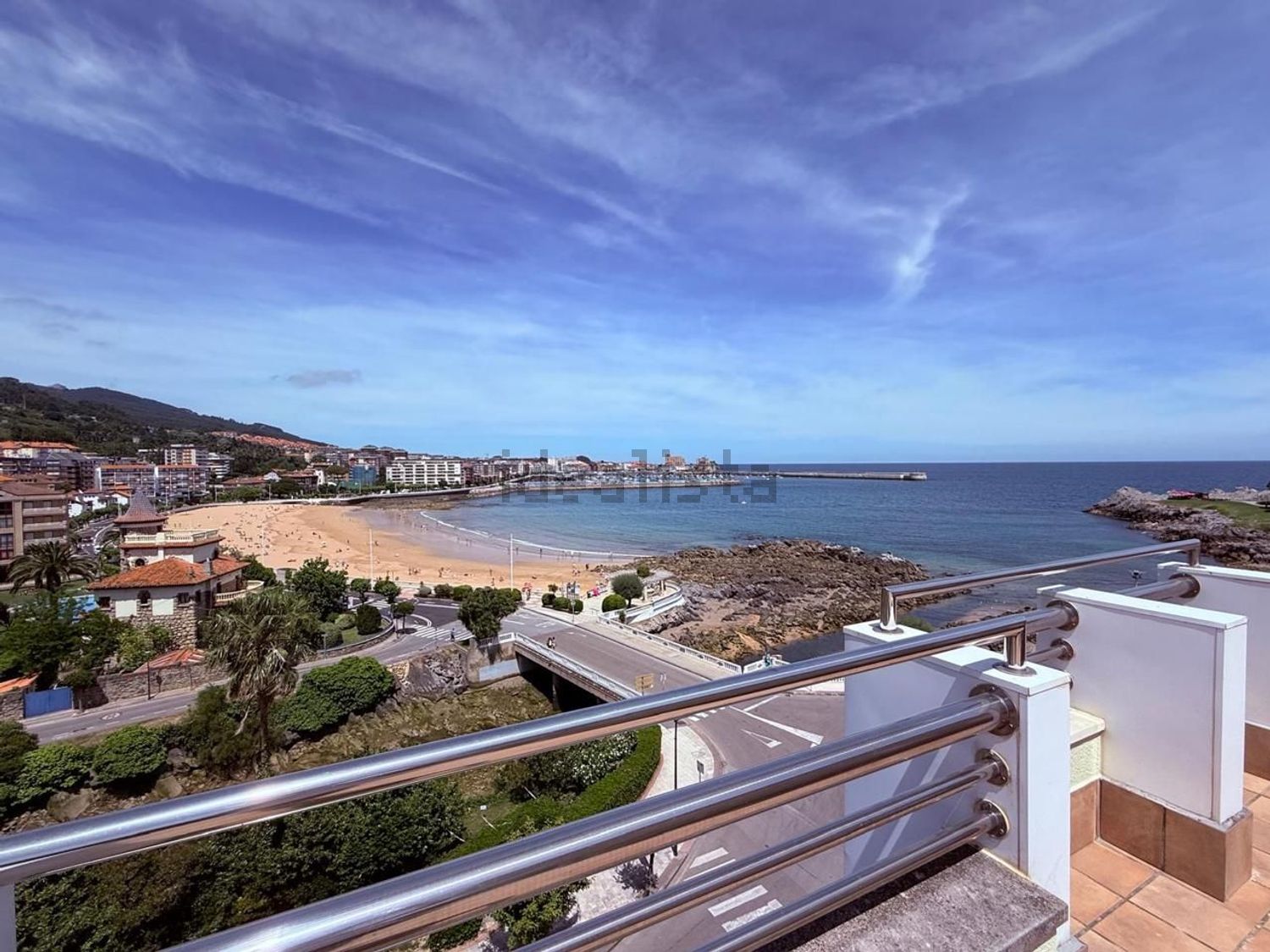Ático em primeira linha de mar em Castro Urdiales — Vista mar