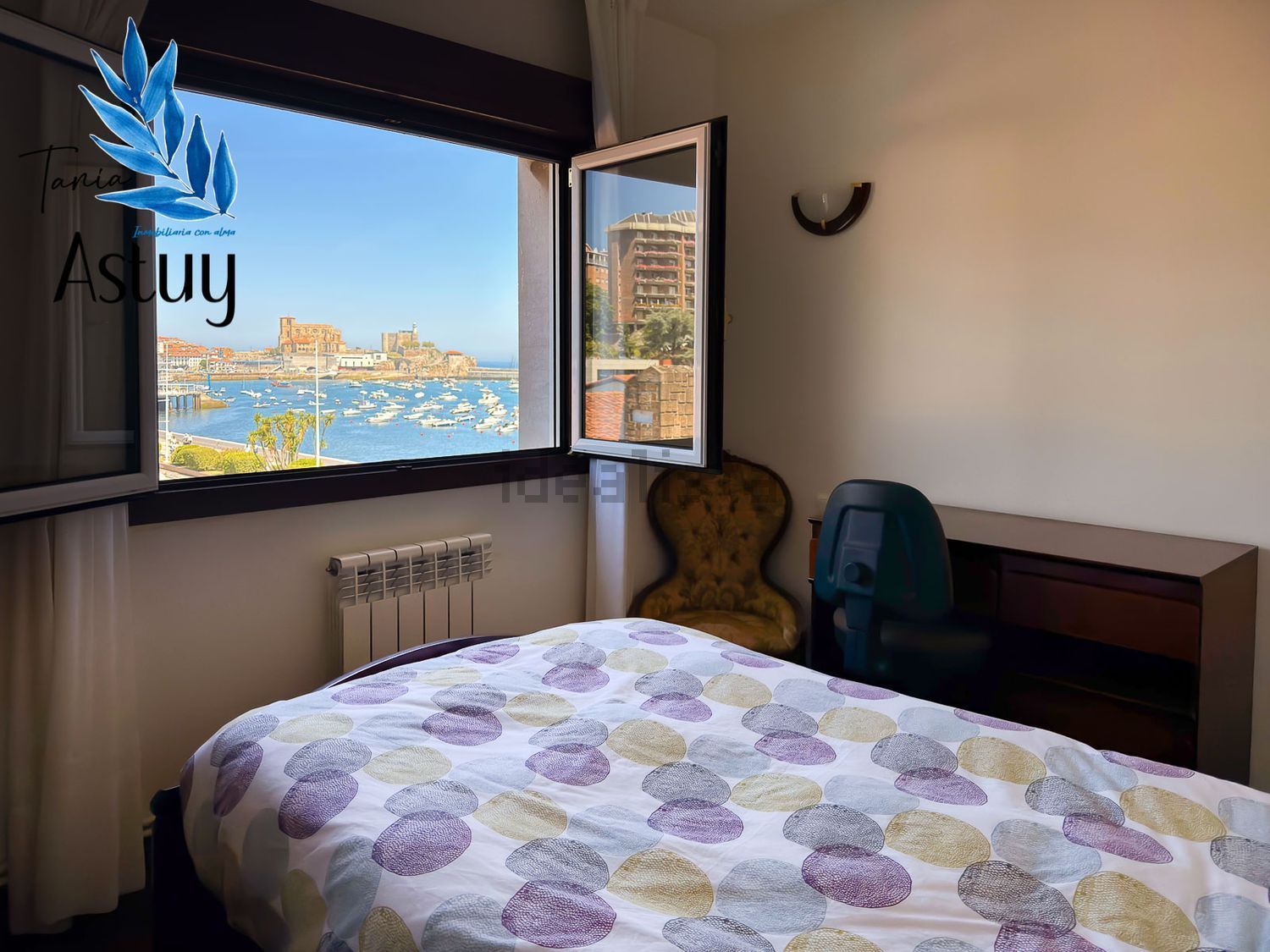 Ático em primeira linha de mar em Castro Urdiales — Cozinha