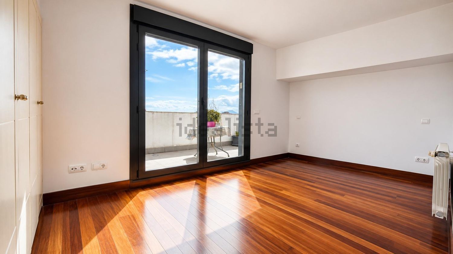 Ático em primeira linha de mar em Castro Urdiales — Quarto