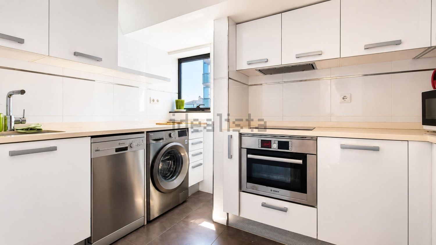 Ático em primeira linha de mar em Castro Urdiales — Cozinha