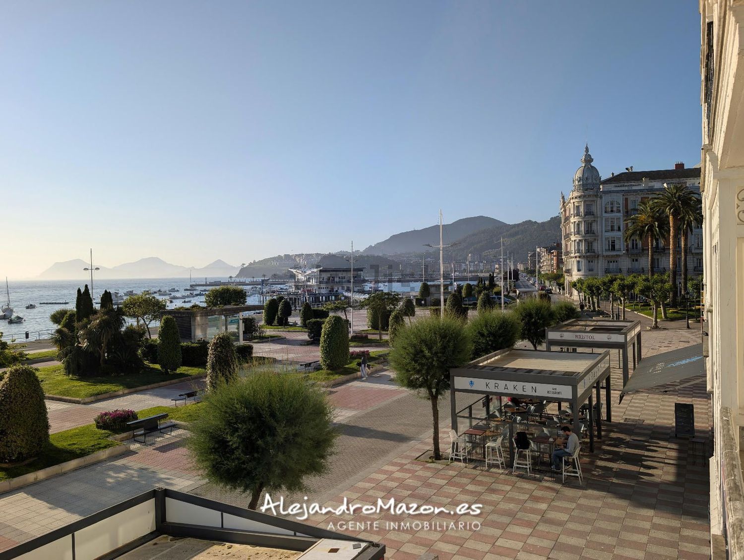 Apartamento em primeira linha de praia em Castro Urdiales