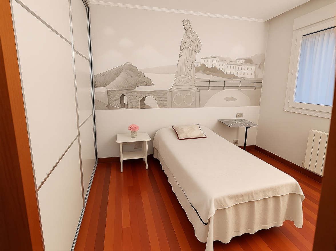 Beachfront flat in Santurtzi — Bedroom