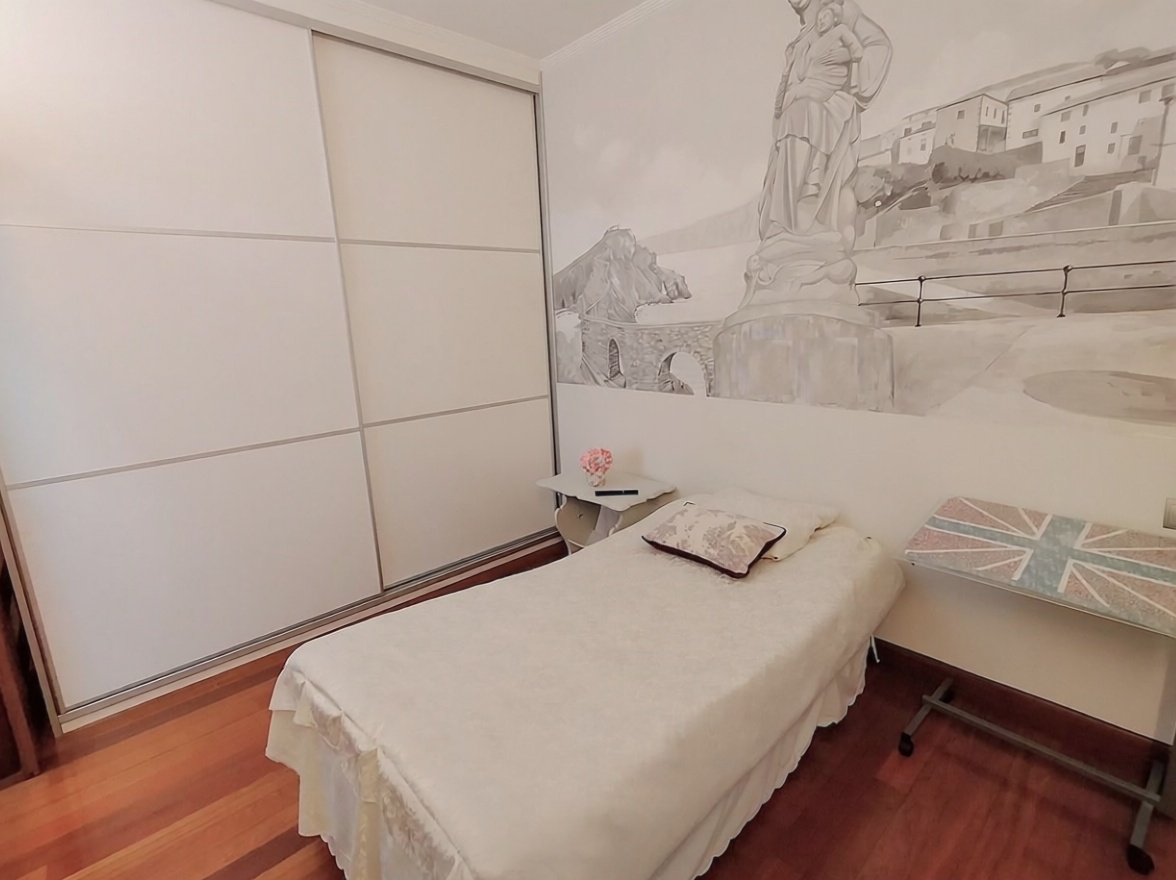 Beachfront flat in Santurtzi — Bedroom
