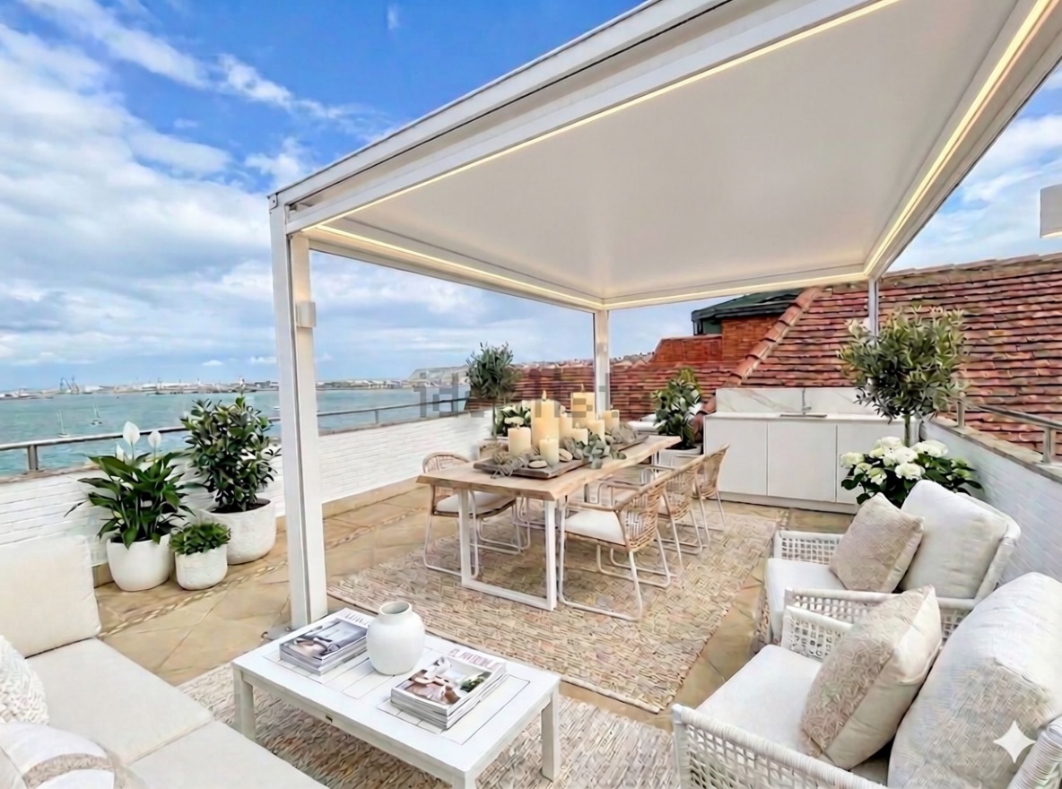 Beachfront duplex in Getxo