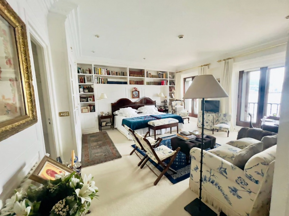 Beachfront flat in Getxo — Bedroom