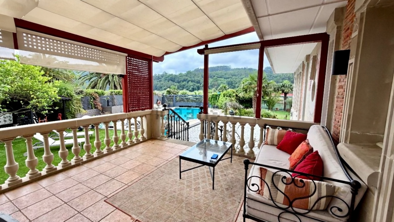 Chalet with direct beach access in Plentzia
