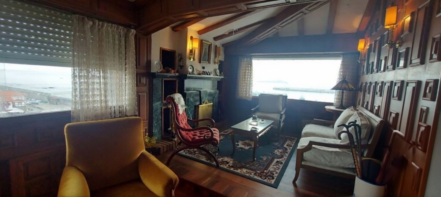 Beachfront flat in Busturialdea, Vizcaya — Living room