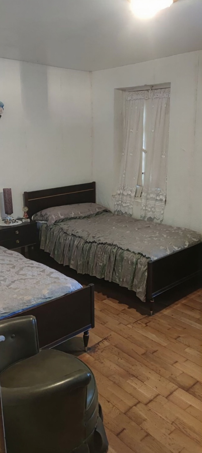 Beachfront flat in Ondarroa — Bedroom