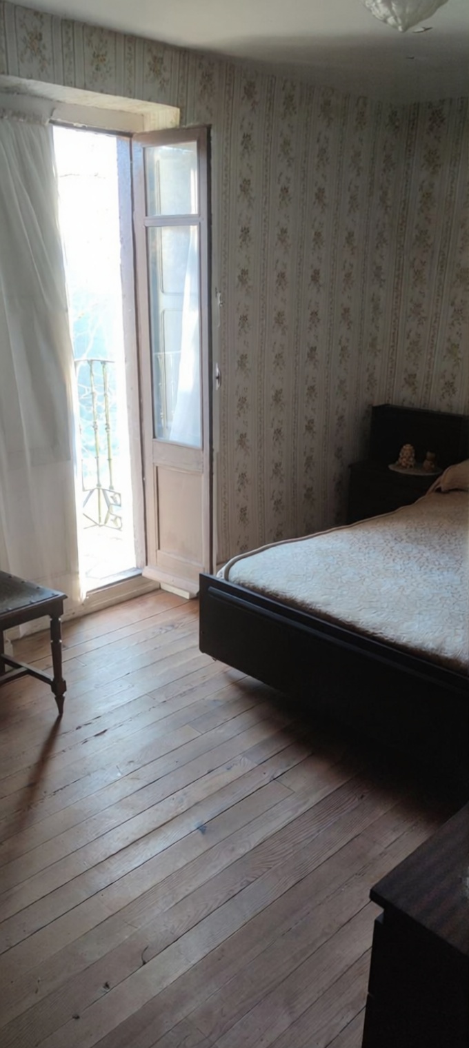 Beachfront flat in Ondarroa — Bedroom