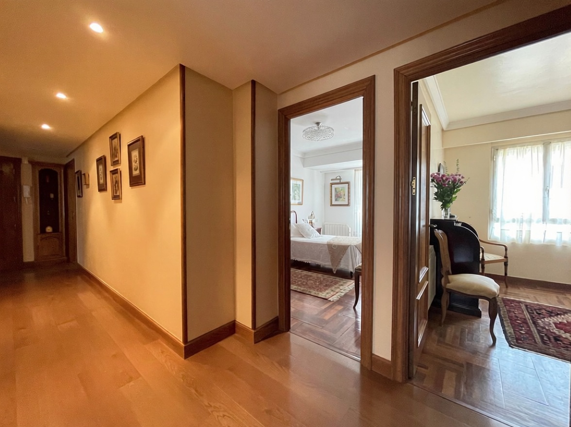 Beachfront flat in Zarautz — Bedroom