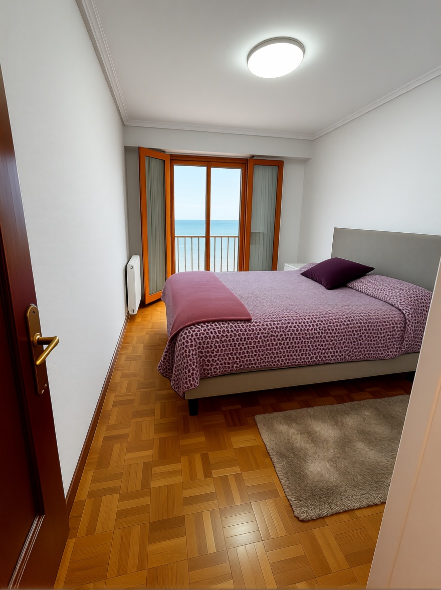 Beachfront flat in Zarautz — Bedroom