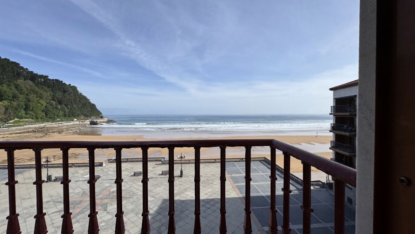 Beachfront flat in Urola Kosta, Guipúzcoa