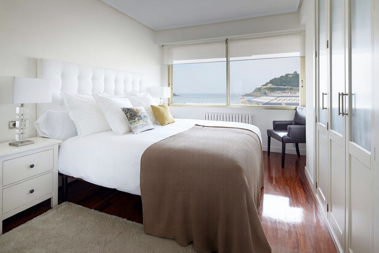 Wohnung in erste Strandlinie in Donostia-San Sebastián — Schlafzimmer