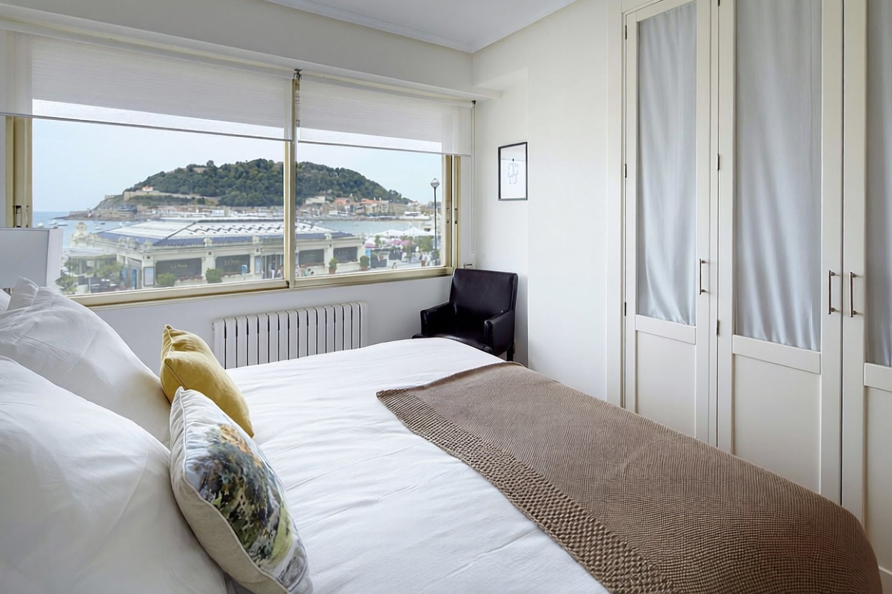 Wohnung in erste Strandlinie in Donostia-San Sebastián — Schlafzimmer