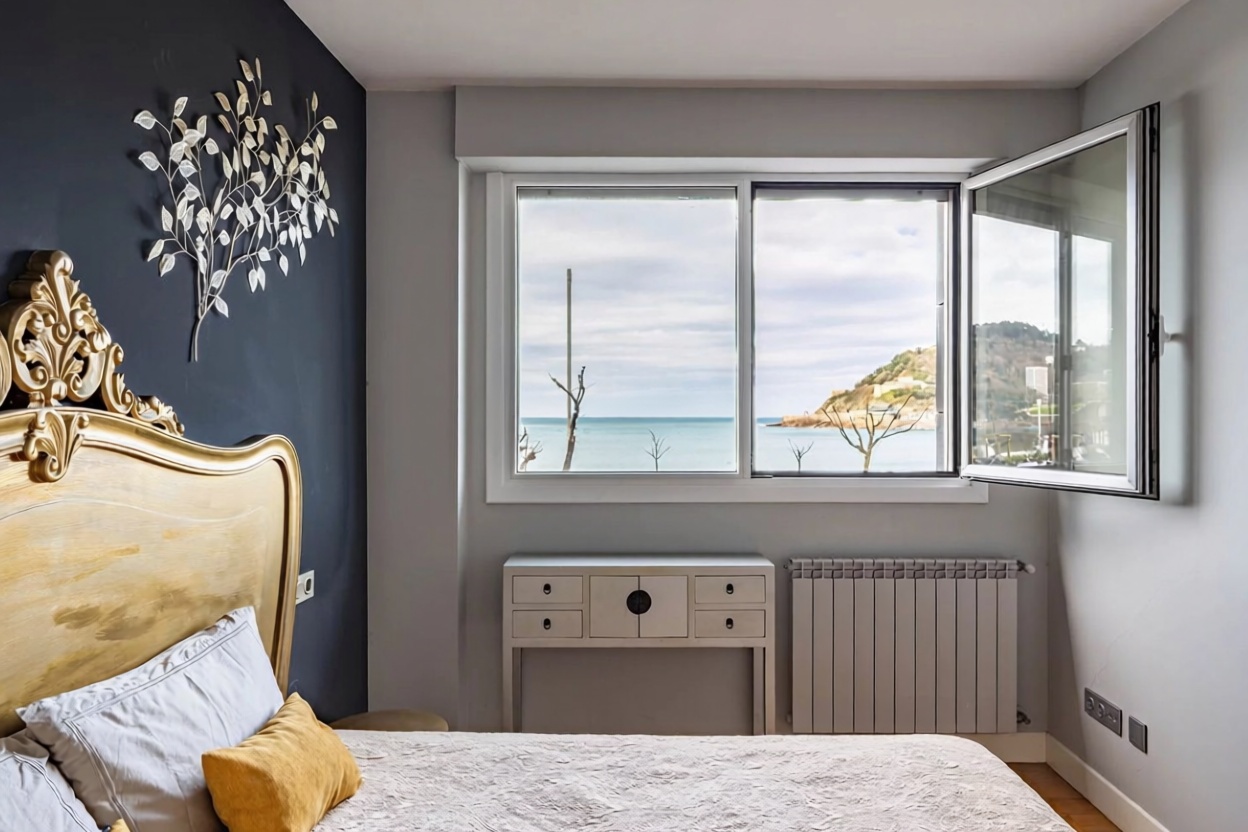 Wohnung in erste Strandlinie in Donostia-San Sebastián — Schlafzimmer