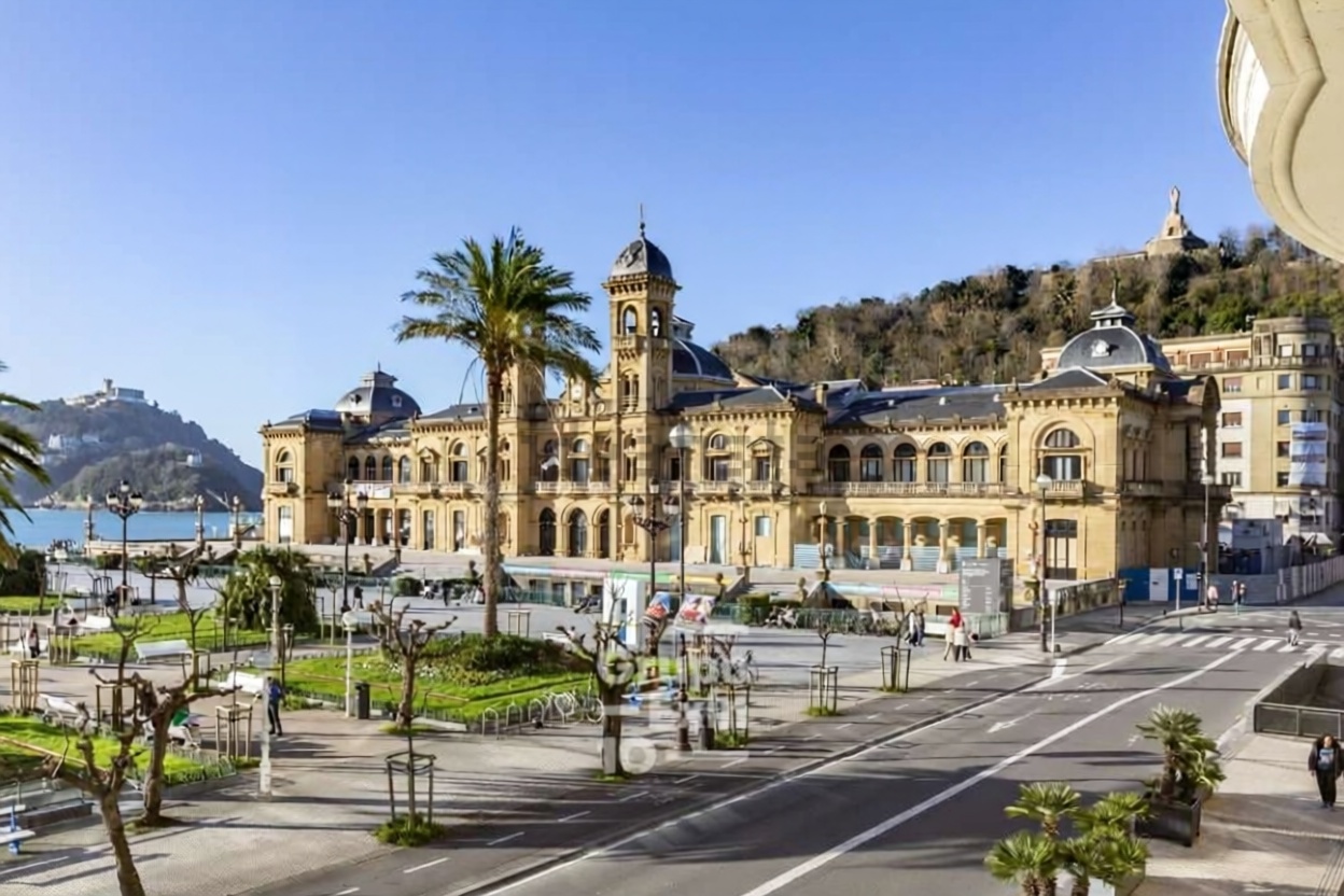 Wohnung in erste Strandlinie in Donostia-San Sebastián — Schlafzimmer