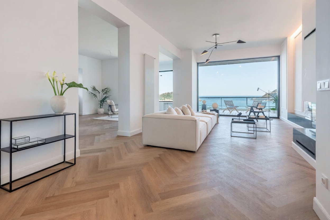 Dúplex en primera línea de playa en Donostia-San Sebastián — Salón