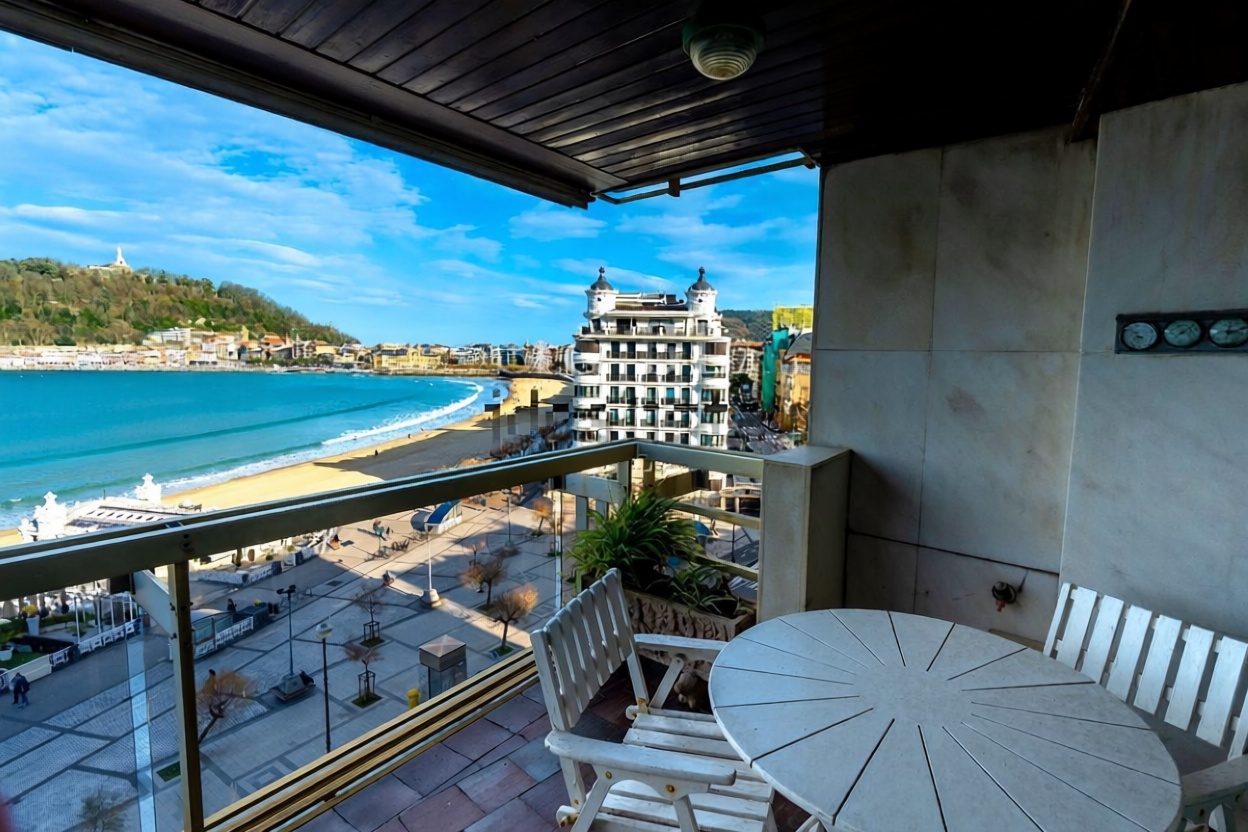 Wohnung in erste Strandlinie in Donostia-San Sebastián