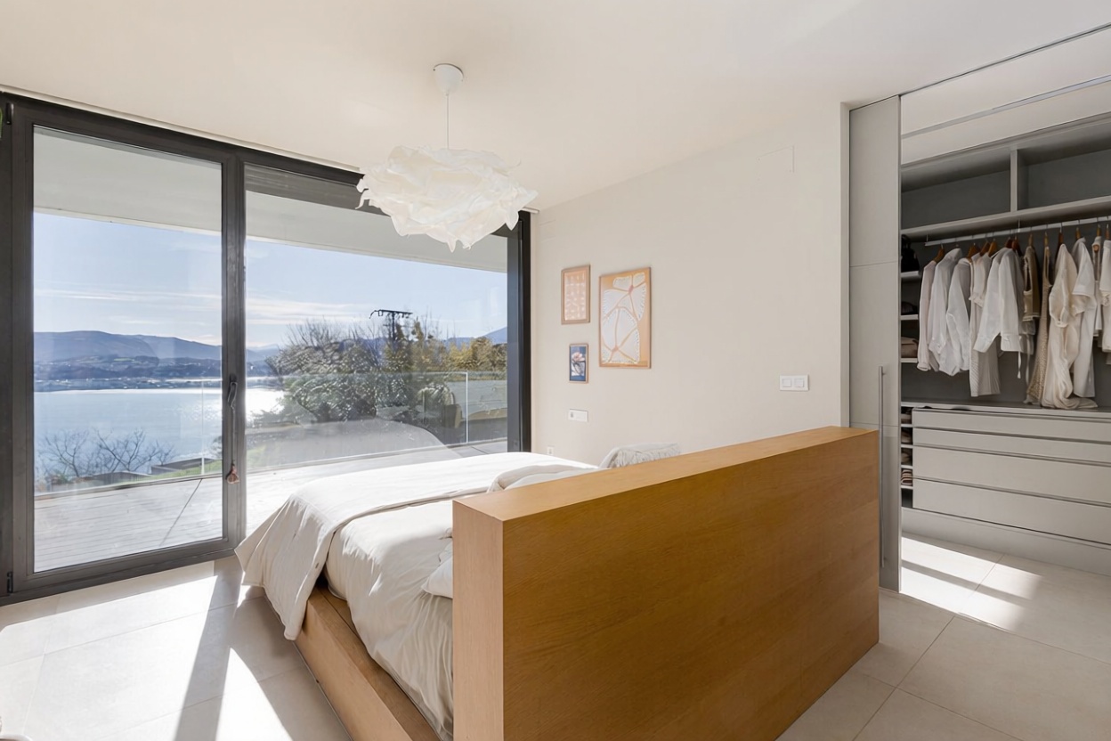 Chalet mit direkter Strandzugang in Hondarribia — Schlafzimmer