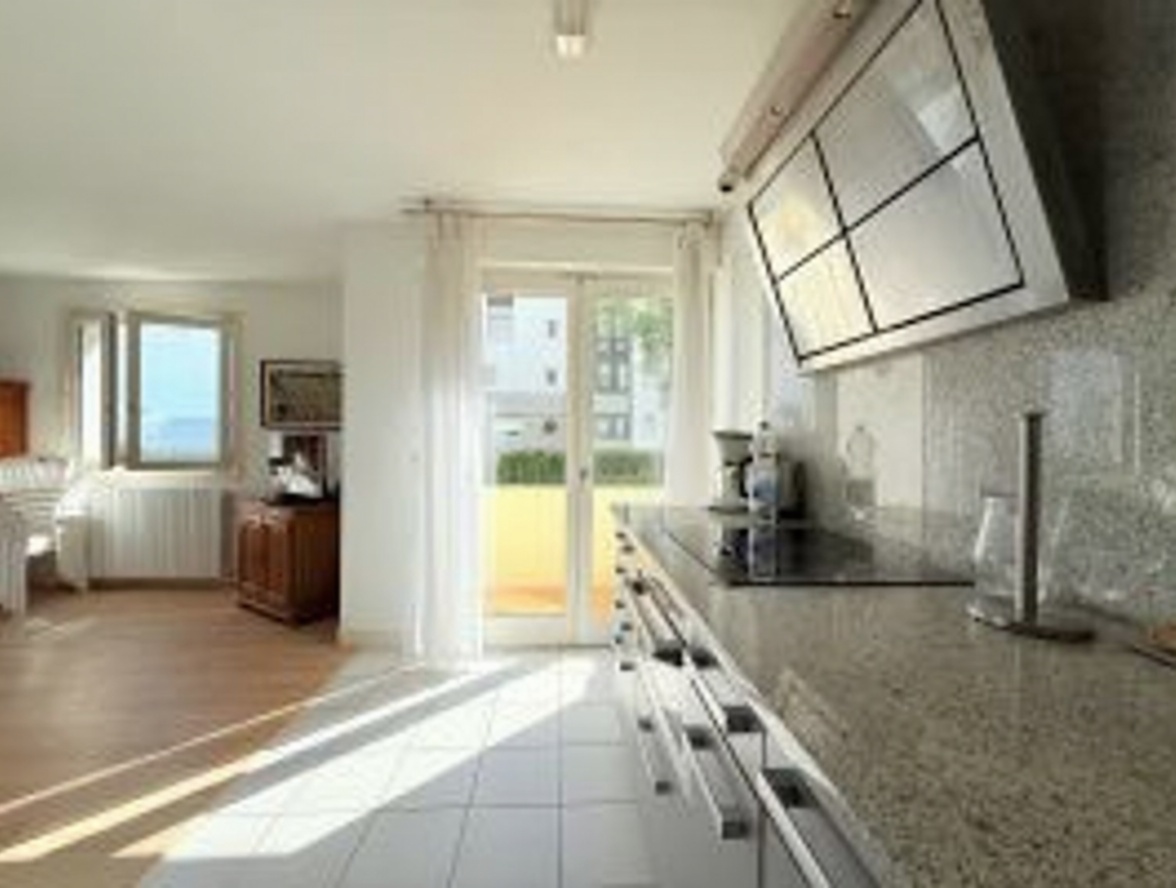 Wohnung in erste Strandlinie in Labort, País Vasco Francés — Küche