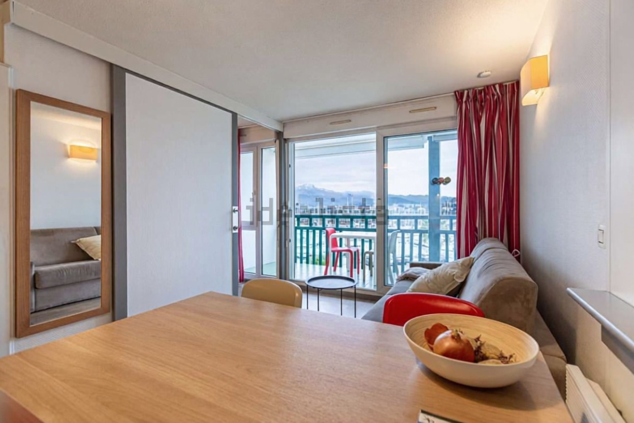 Wohnung in erste Strandlinie in Labort, País Vasco Francés — Wohnzimmer