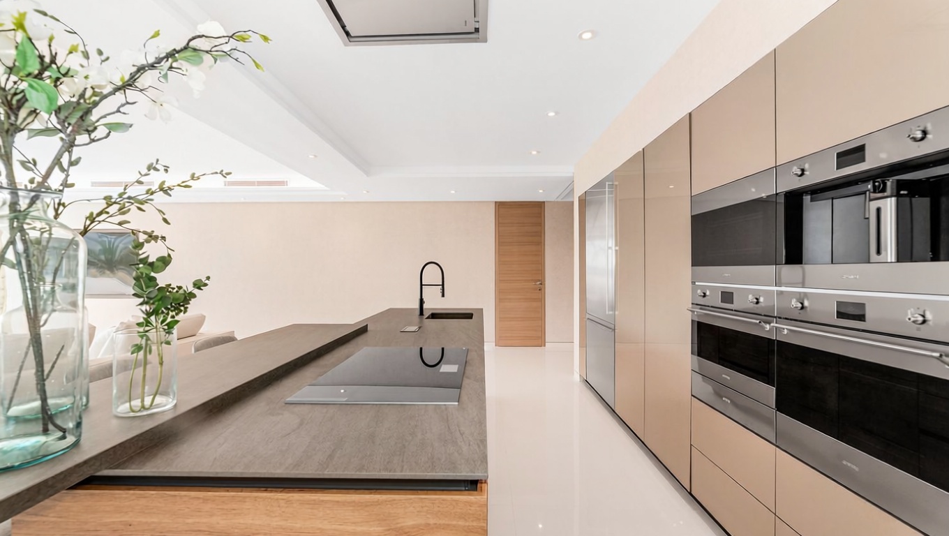 Apartamento em primeira linha de praia em Marbella — Cozinha