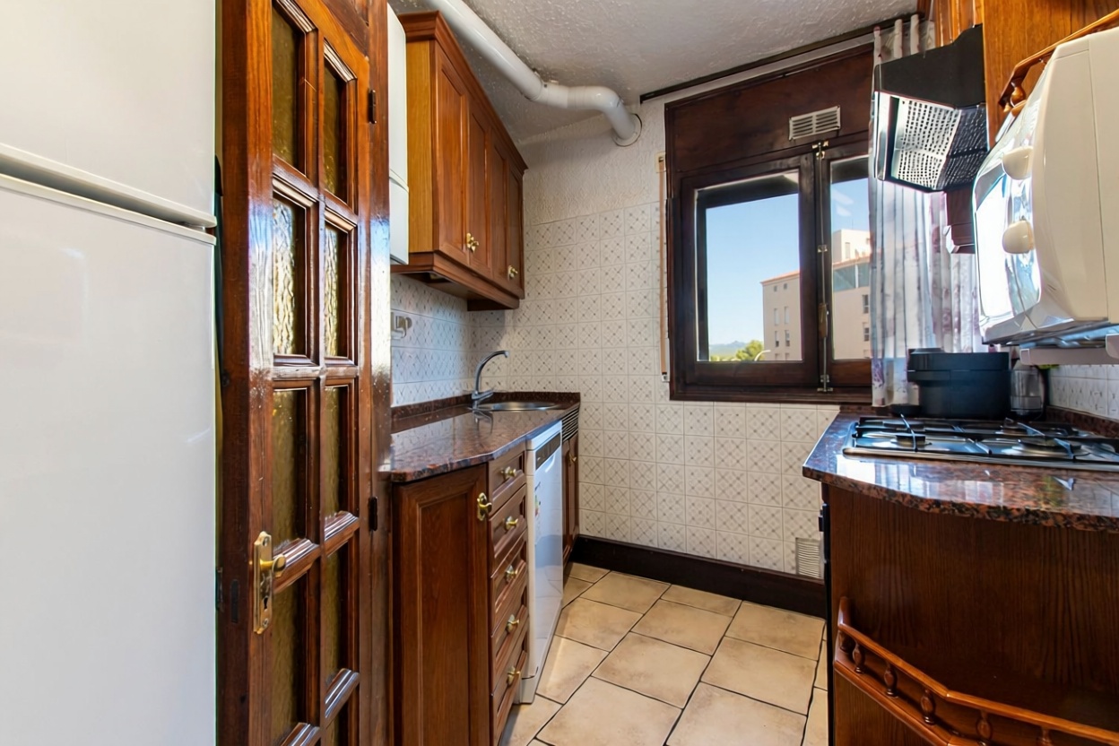 Beachfront flat in Miami Playa Mont-Roig del Camp — Kitchen