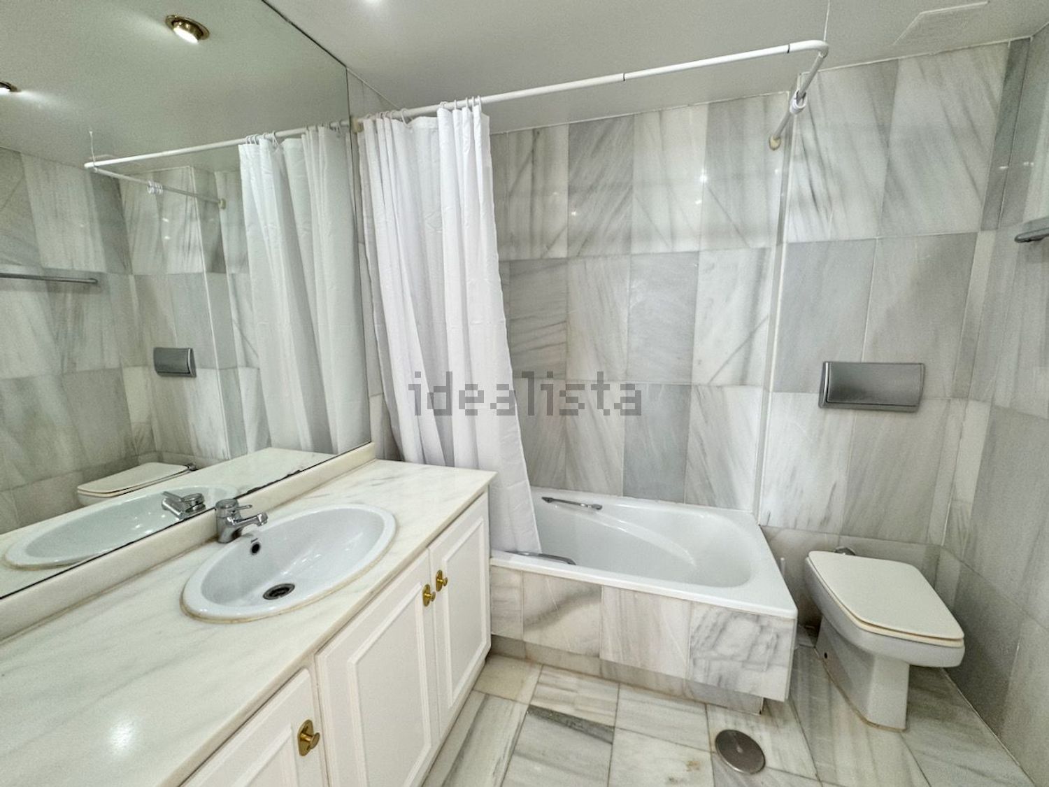 Chalet avec accès direct à la plage à Estepona — Sanitaires