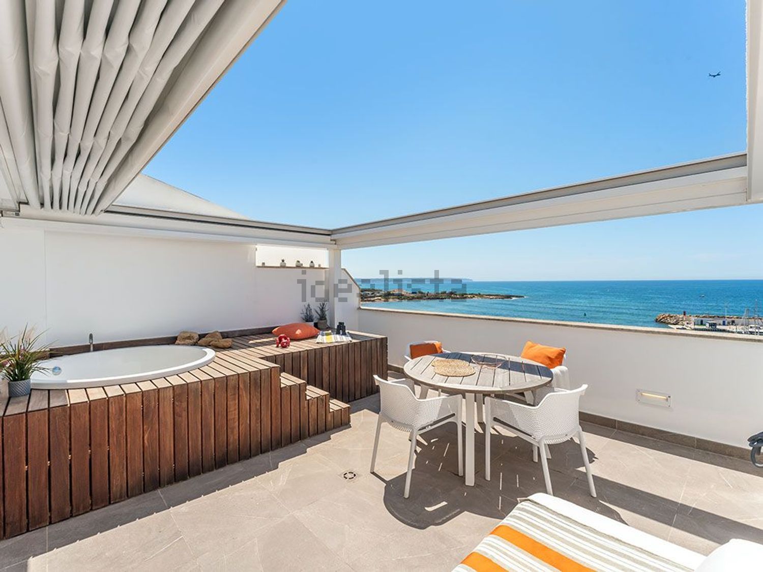 Seafront attic in Palma de Mallorca