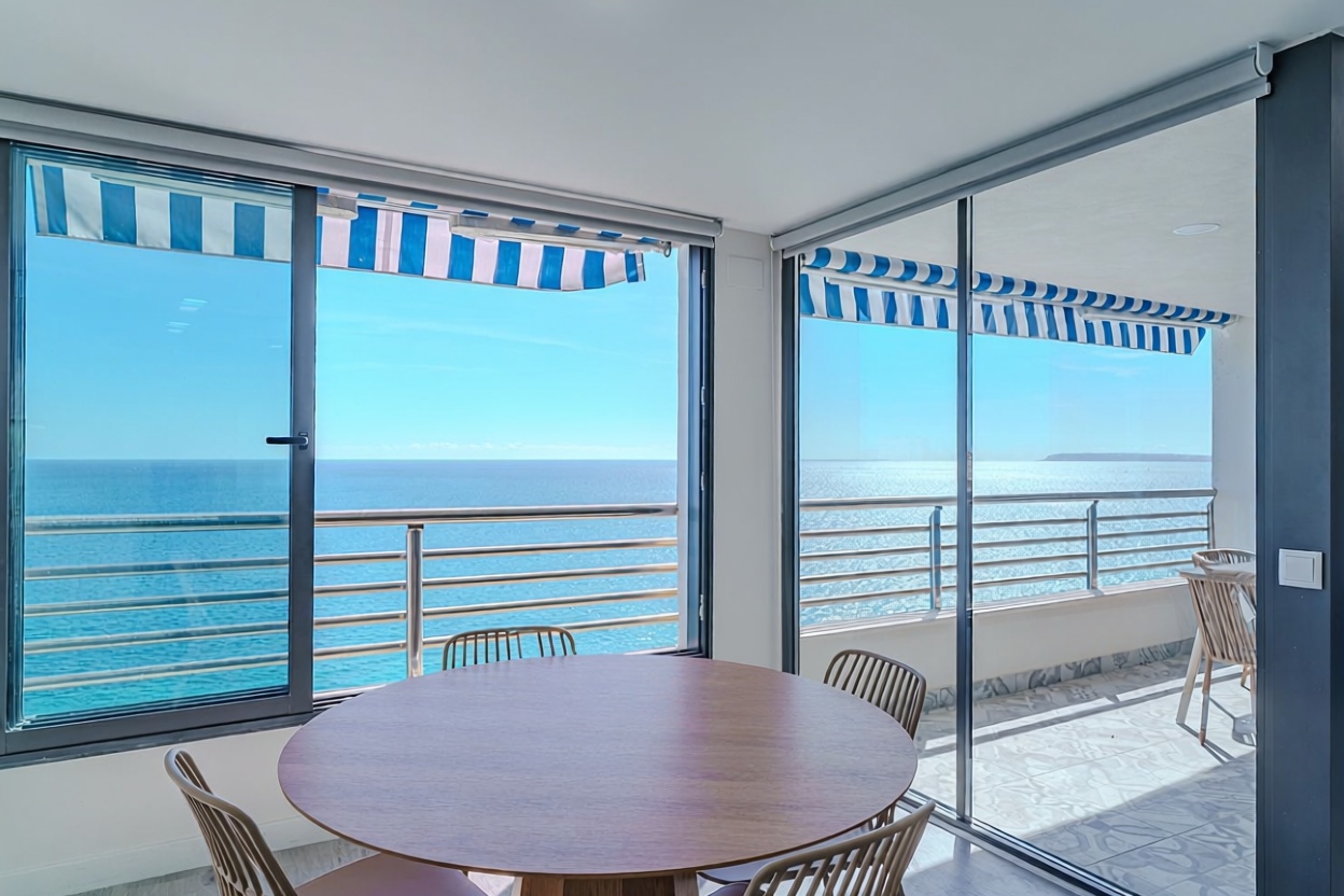 Moradia com acesso direto à praia em Alicante — Vista mar