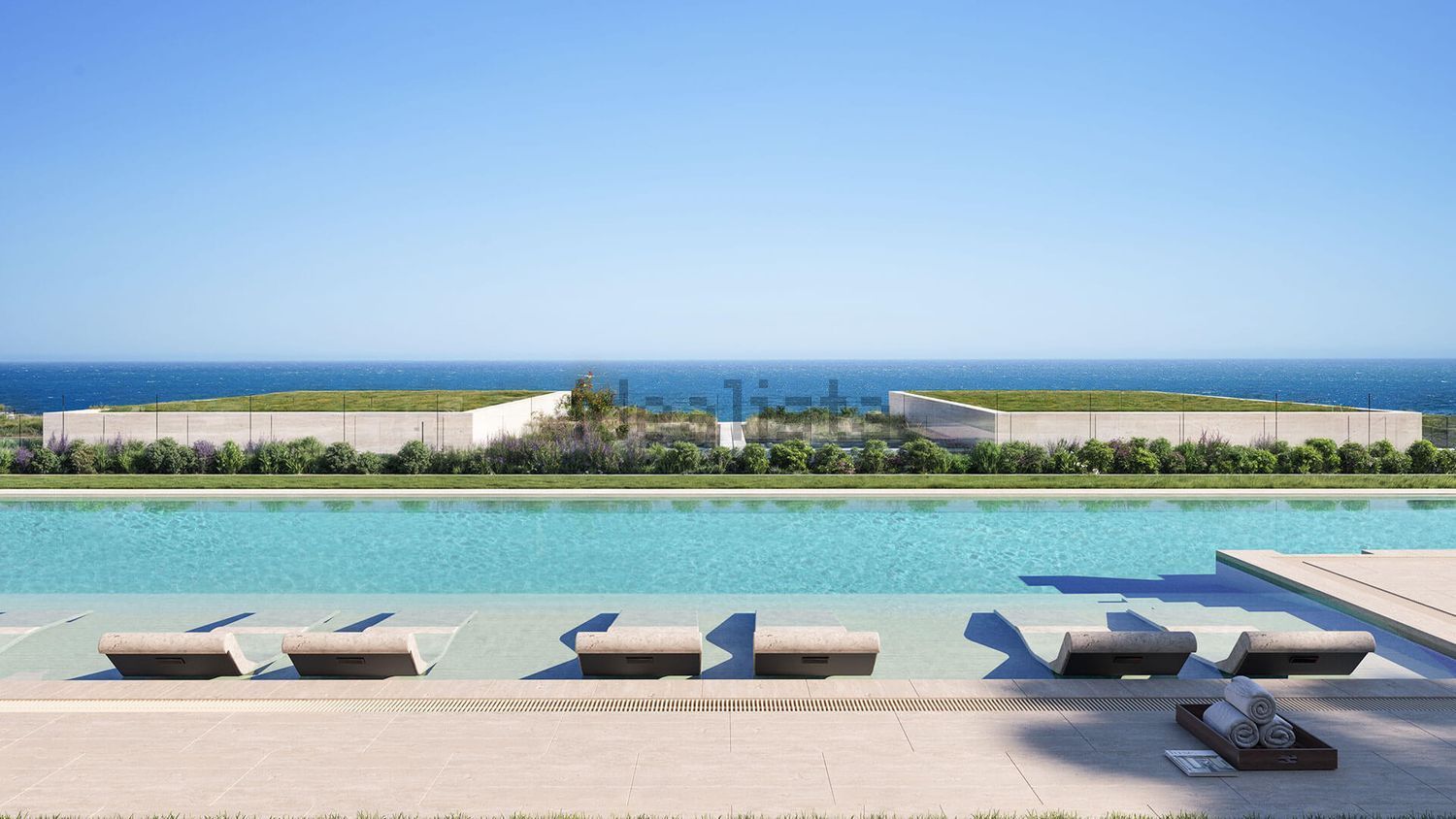 Beachfront flat in Manilva — Pool