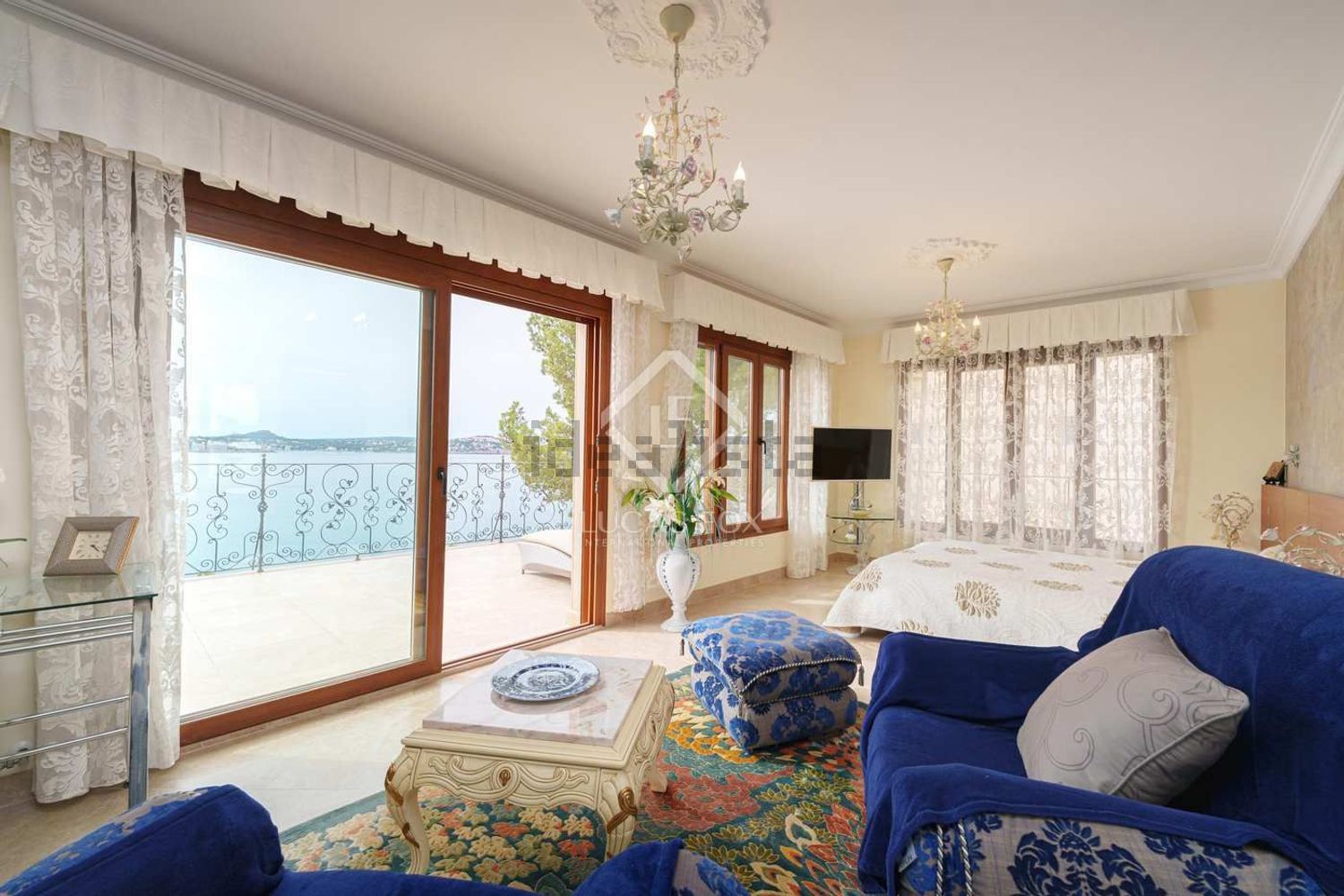 Chalet con acceso directo a playa en Calvià — Dormitorio