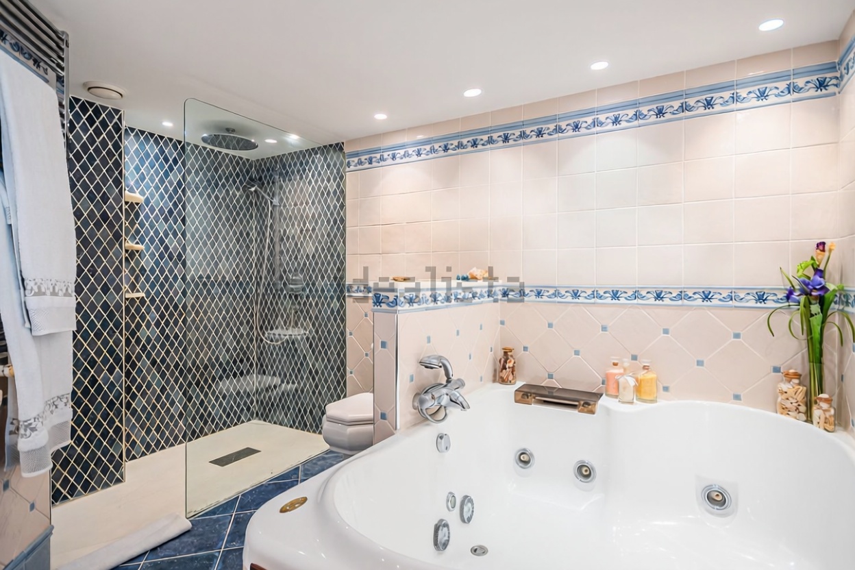 Flat in Primera Línea de Playa in Benidorm — Bathroom