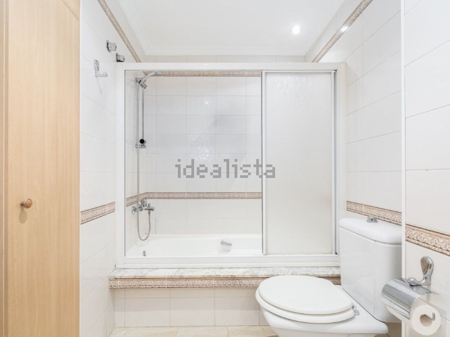 Beachfront flat in Pontevedra — Bathroom