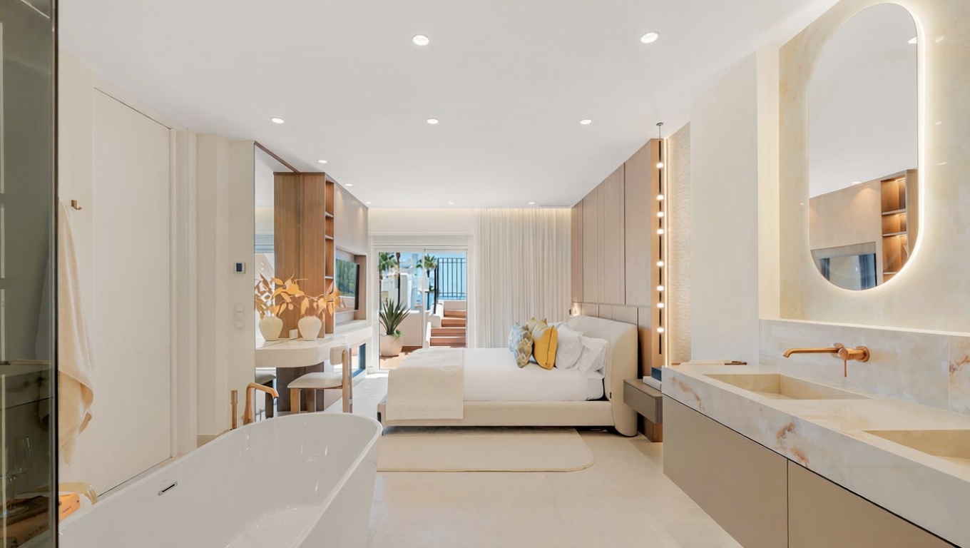 Seafront attic in Estepona — Bedroom