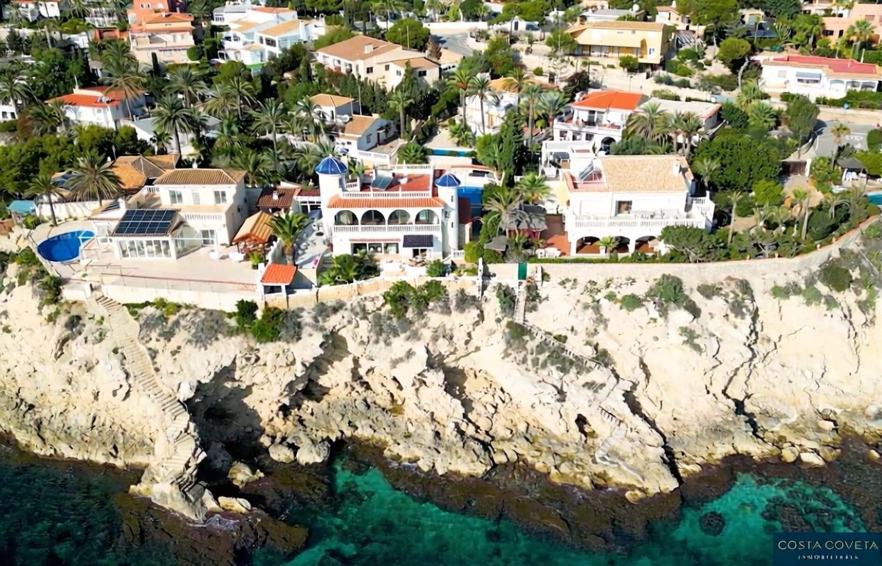 Chalet mit direktem Strandzugang in El Campello — Schlafzimmer