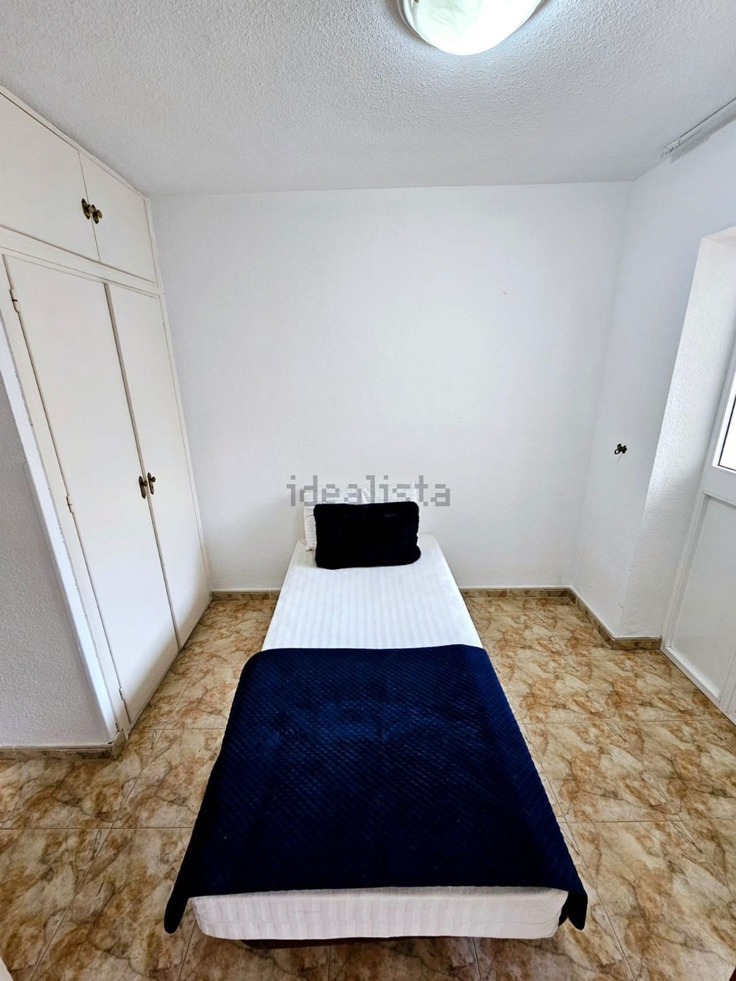 Beachfront flat in Fuengirola — Bedroom