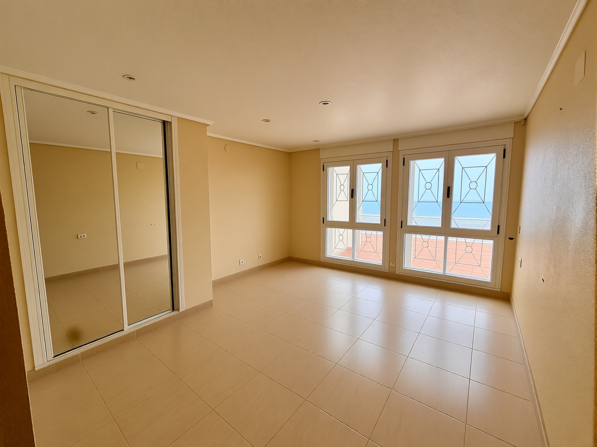 Seafront attic in Torrevieja — Bedroom