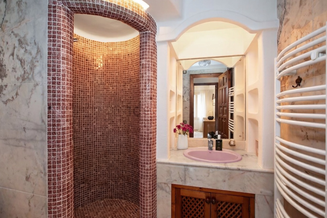 Beachfront flat in Calvià — Bathroom