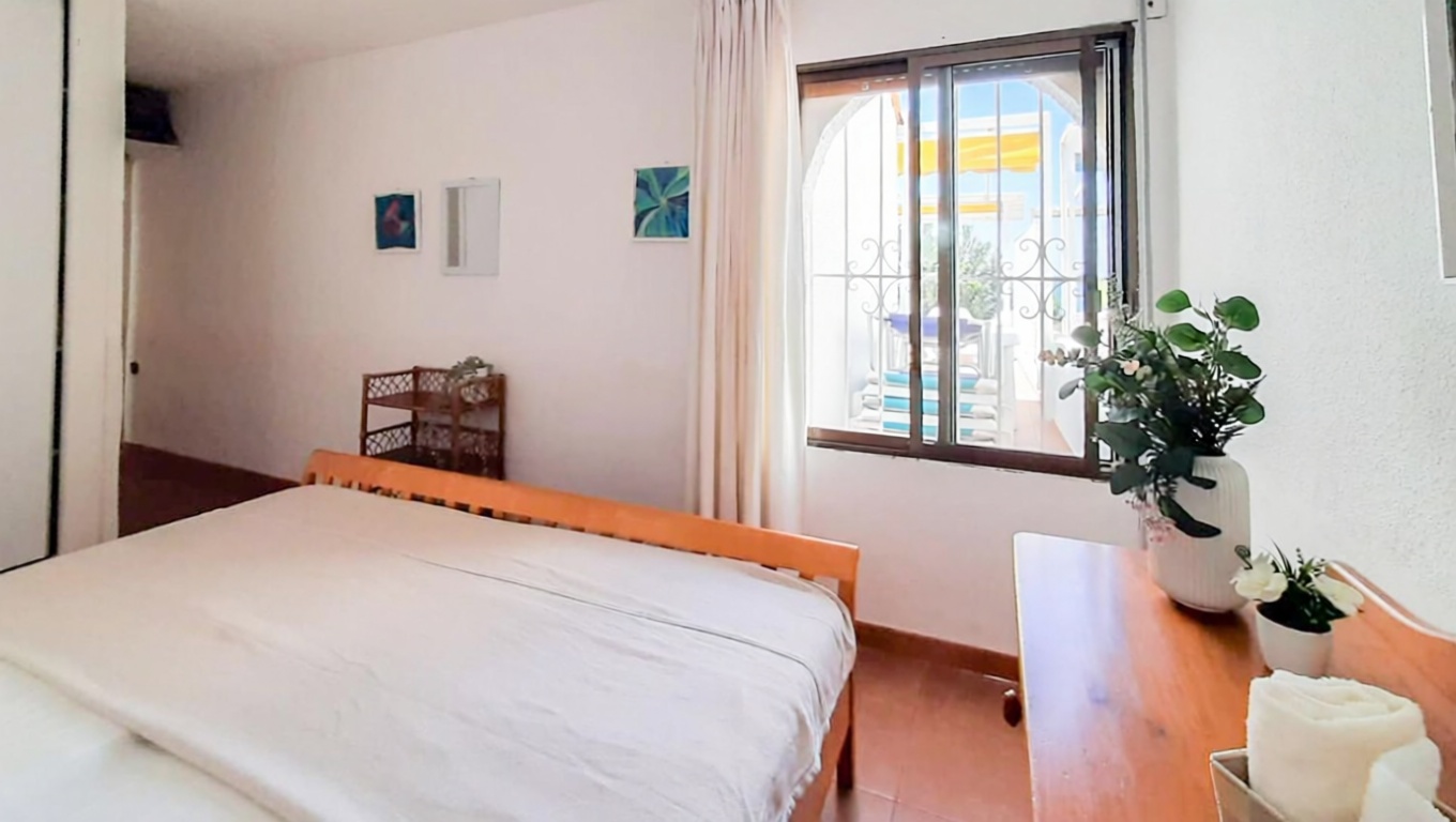 Chalet com acesso direto à praia em La Manga del Mar Menor — Casa banho