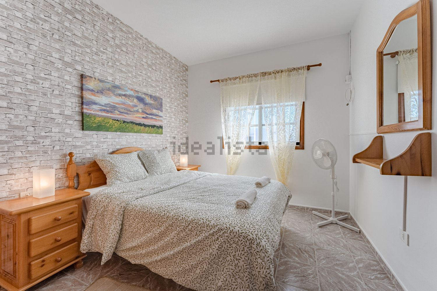 Beachfront flat in Arico — Bedroom