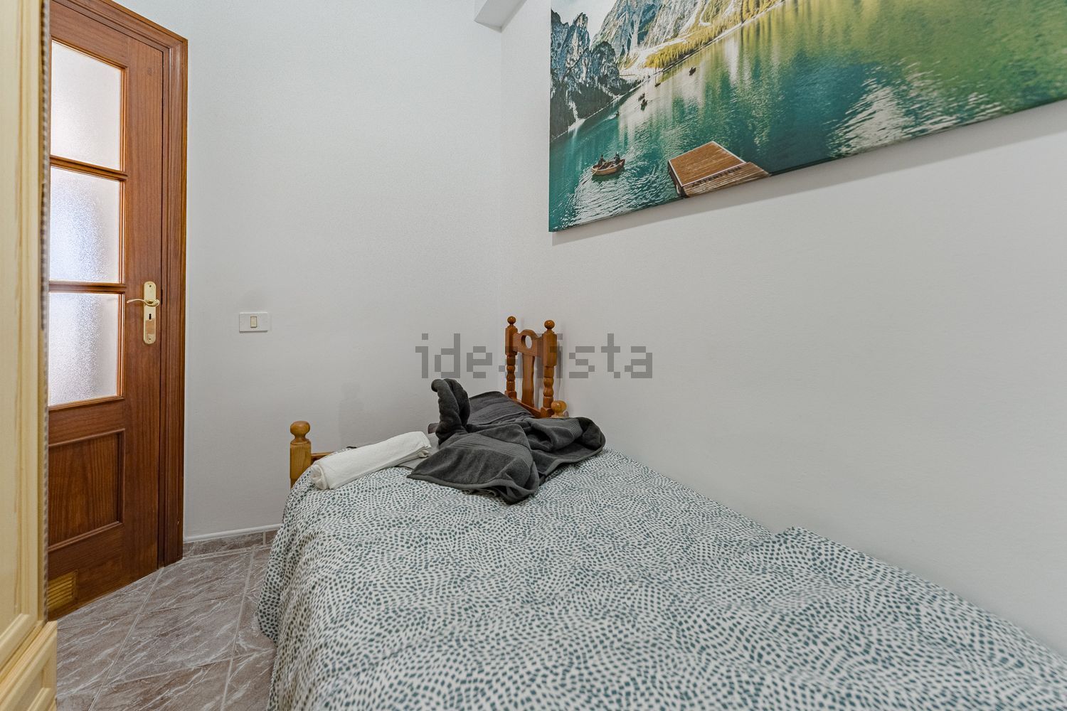 Beachfront flat in Arico — Sea view