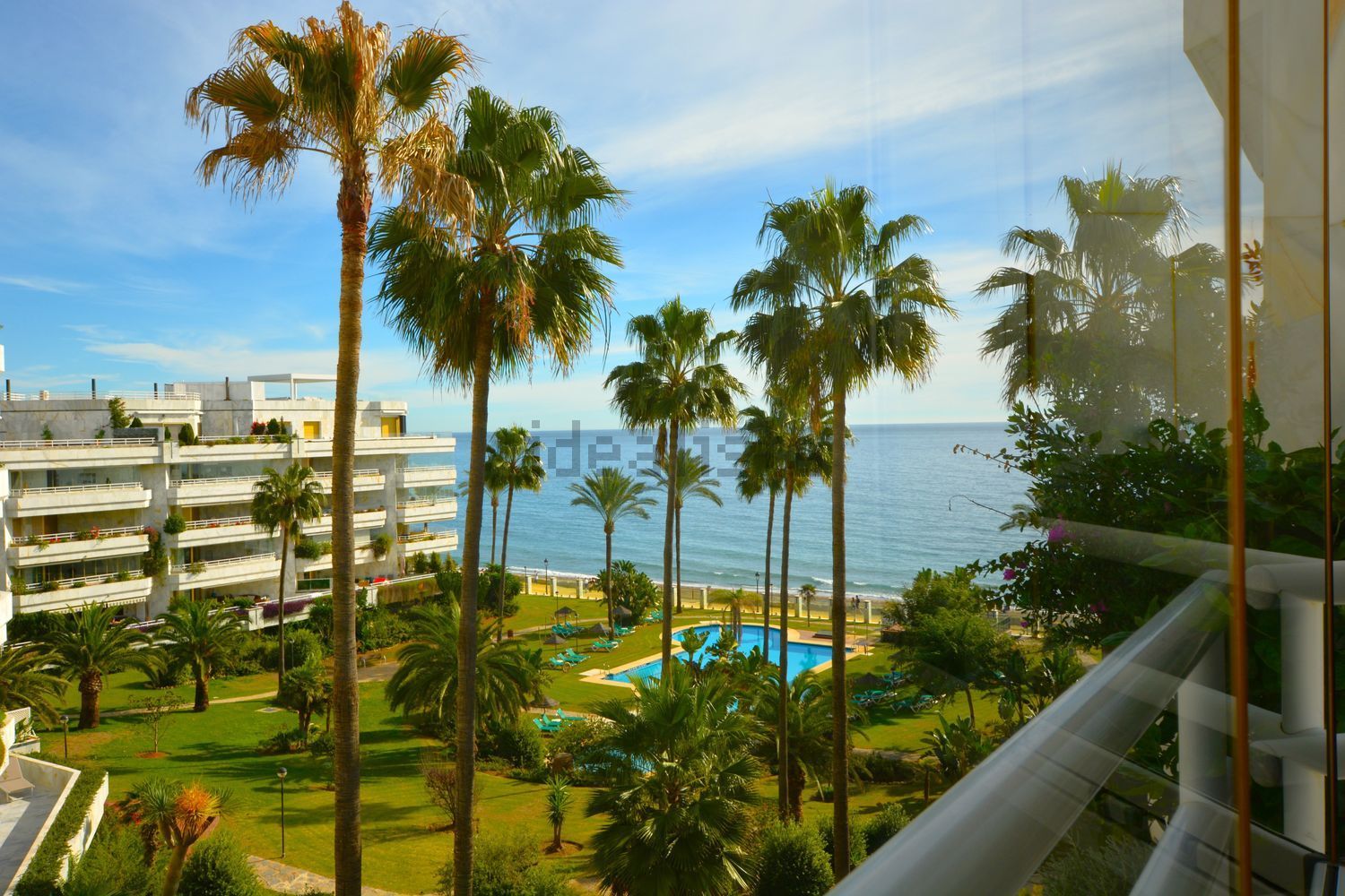Apartamento em primeira linha de praia em Marbella — Cozinha