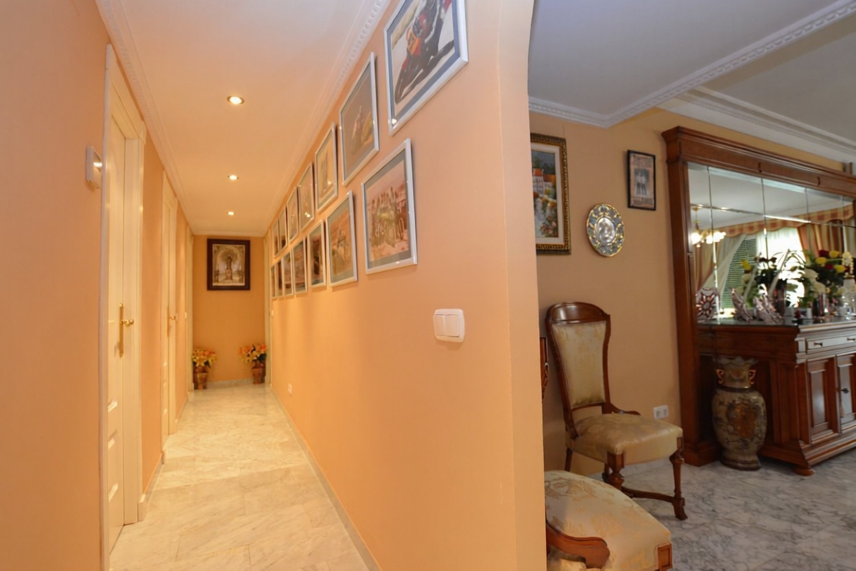 Wohnung in erste Strandlinie in Marbella — Bad