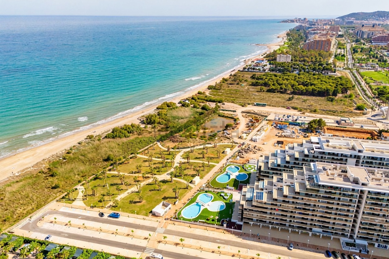 Apartamento à venda pé na areia em Cabanes — Cozinha