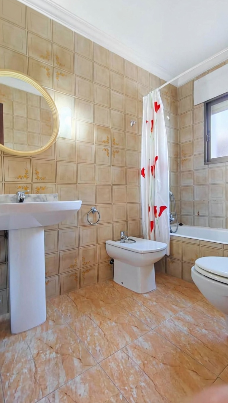 Chalet en venta con acceso directo a la playa en Vinaròs