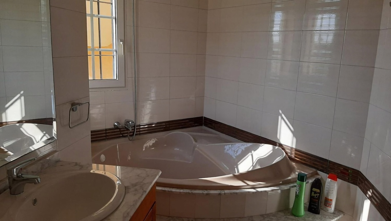 Chalet avec accès direct à la plage à La Manga del Mar Menor — Sanitaires