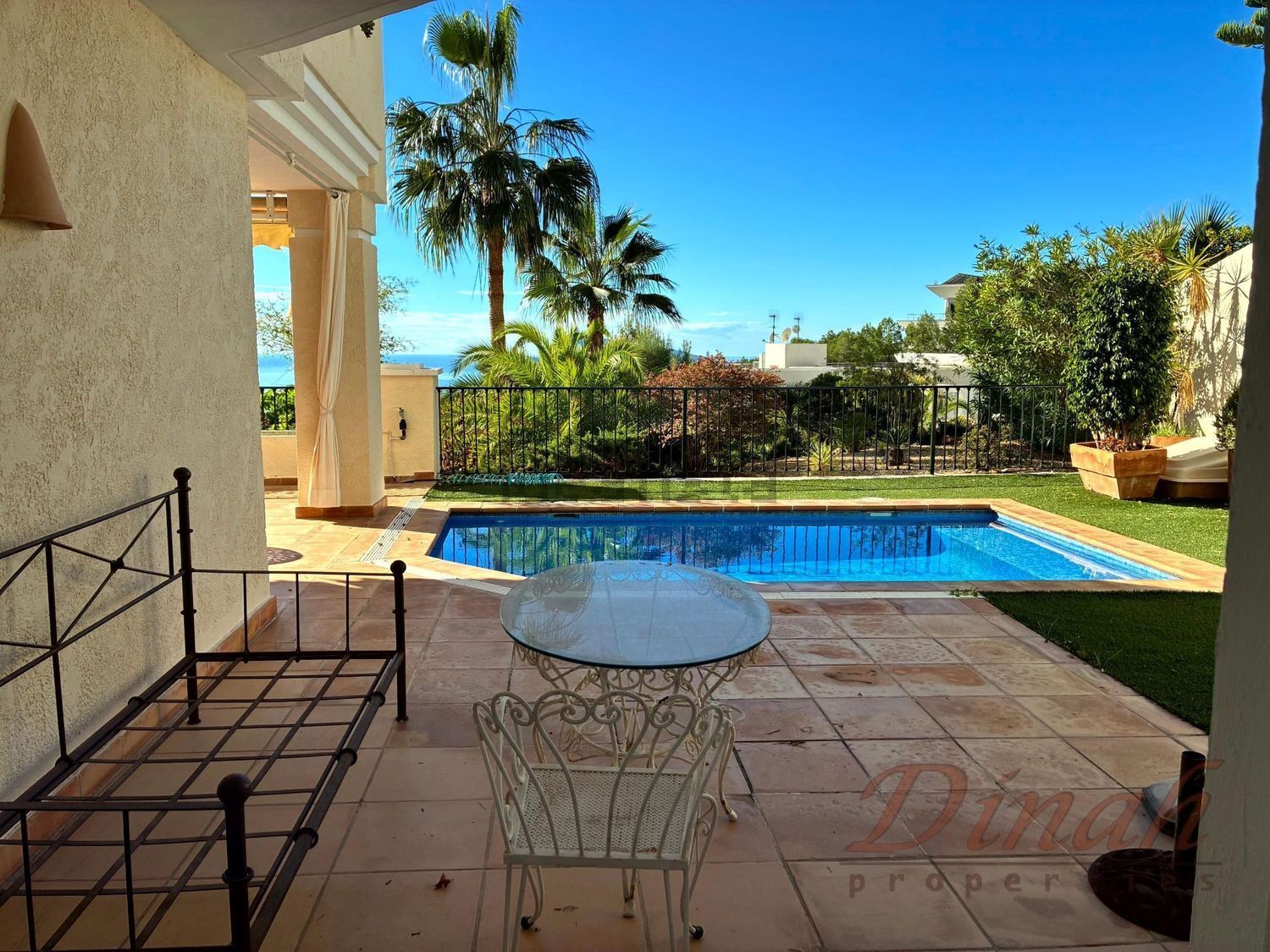 Apartamento em primeira linha de praia em Altea