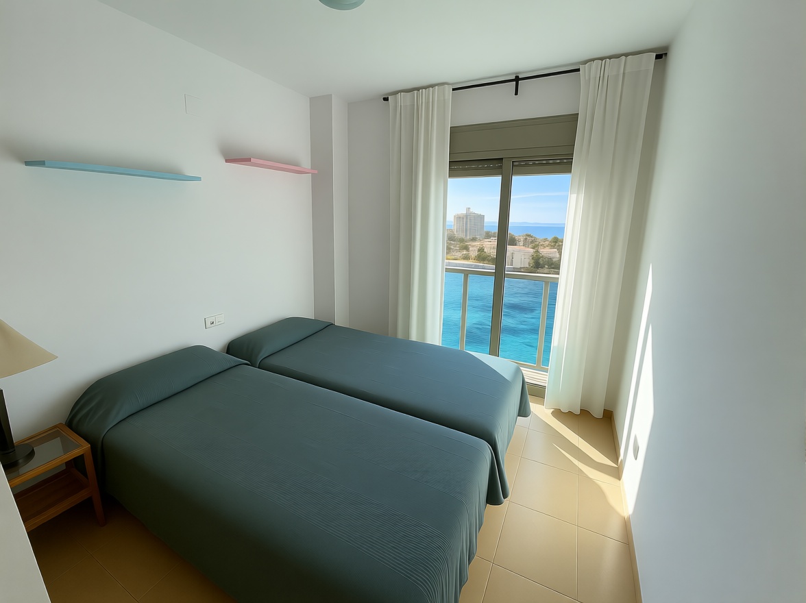 Ático en primera línea de mar en La Manga del Mar Menor — Dormitorio