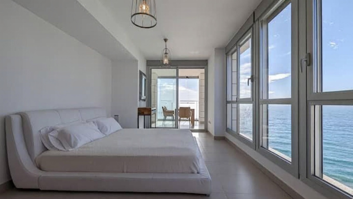 Wohnung zum Verkauf in direkter Strandlage in Calpe — Schlafzimmer